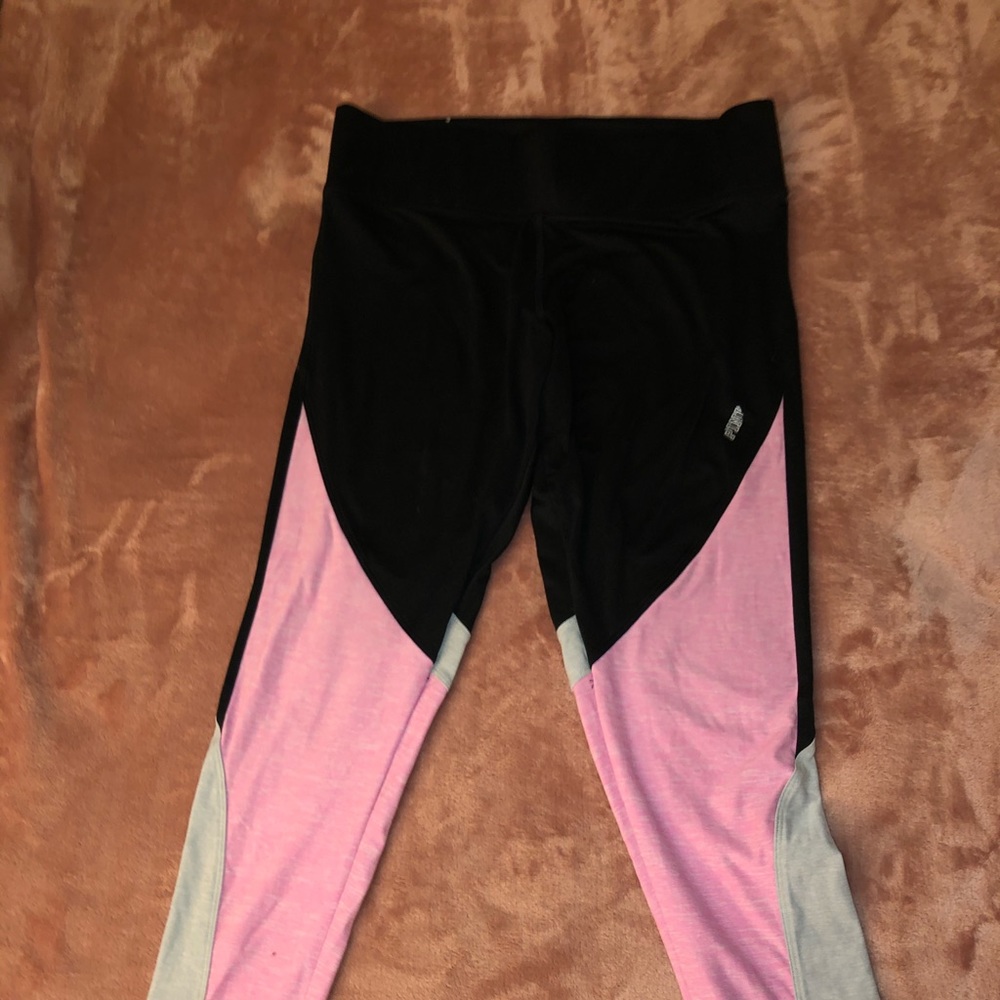 Like new PINK Yoga Leggings! - Picture 3 of 6
